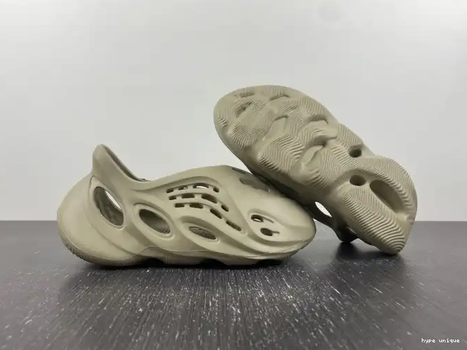 hype RNR Stone Yeezy Adidas Salt Foam GV6840 0606